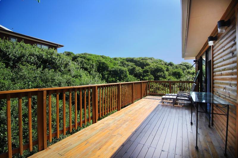 3 Bedroom Property for Sale in Outeniqua Strand Western Cape